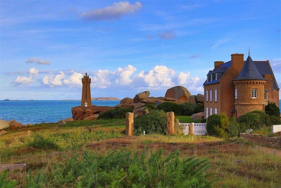 Au Dernier étage De Trestraou à - Ref 858 Appartement Perros-Guirec